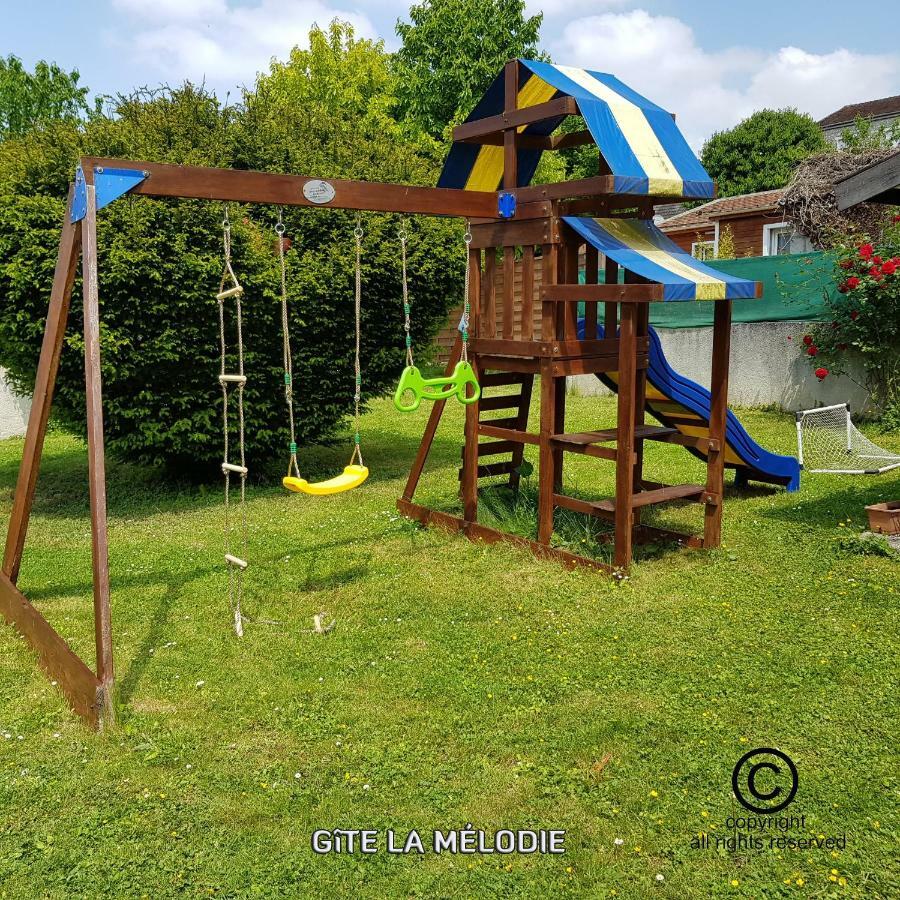 Gite La Melodie Longueville  Bagian luar foto